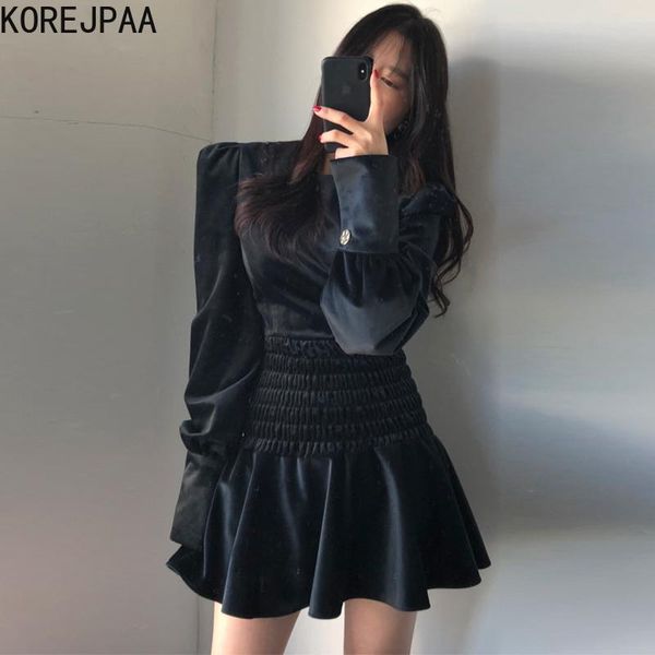 

casual dresses korejpaa women dress 2021 korean fashion chic retro o neck black wrinkled waist ruffle bubble sleeve velvet vestidos female, Black;gray