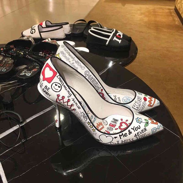 

shoe letter printed colored woman high-heeled bombs pointed to shallow toe mounth leather shoes graphite ol'lady high heels, Black