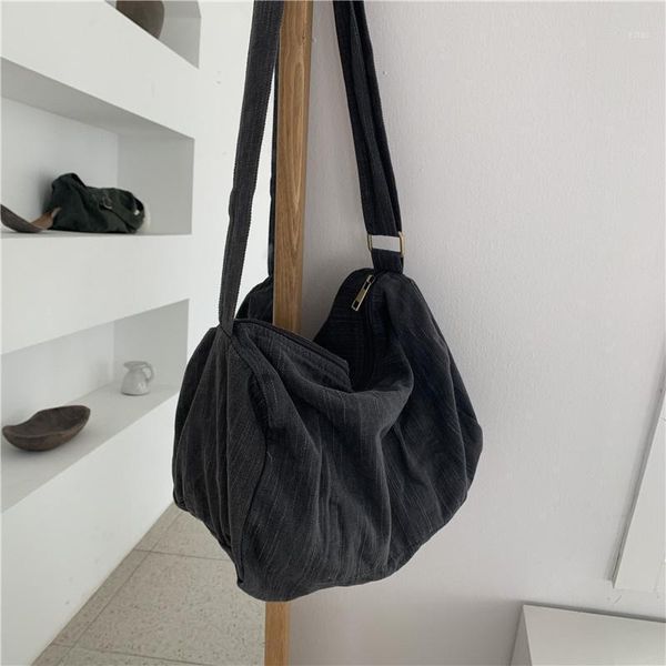 

evening bags large capacity shoulder fashion simple female handbags ladies travel shopping daily pack bolso mujer informal1