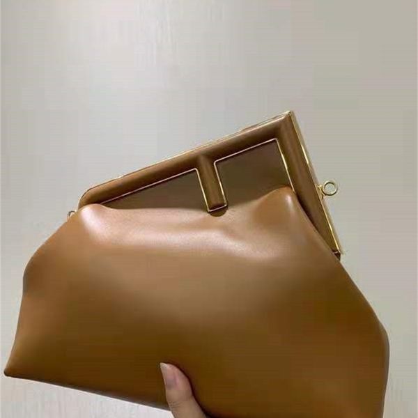 

factory outlet luxury handbags storage r09 21 autumn winter new lamb skin f family hardware inlaid mouth women's fashion versatile sing
