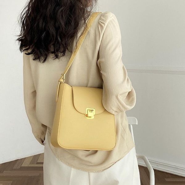 

evening bags ousson 2021 design small square leather bag fashion exquisite retro underarm for woman