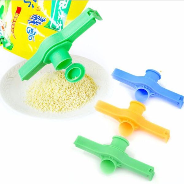 

sealing clamp with discharge nozzle plastic bag clip seal clips
