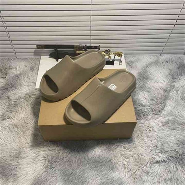 

Fashion brand slippers foam men super great quality runner outdoor basketball football soccer sneakers sports sandal leisure gift summer party O1GH