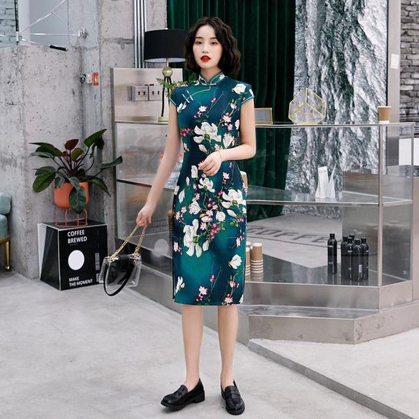 

sleeveless qipao plus size 3xl 4xl chinese vintage three-quarter sleeve cheongsam mandarin collar stage show dress for women ethnic clothing, Red