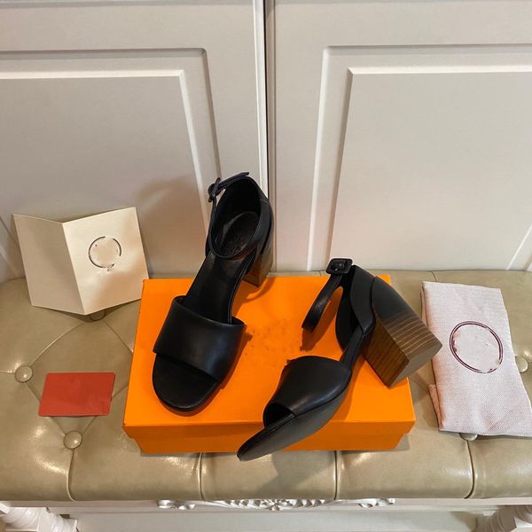 

calfskin heel sandals demoiselly a flat last embellished with \, Black