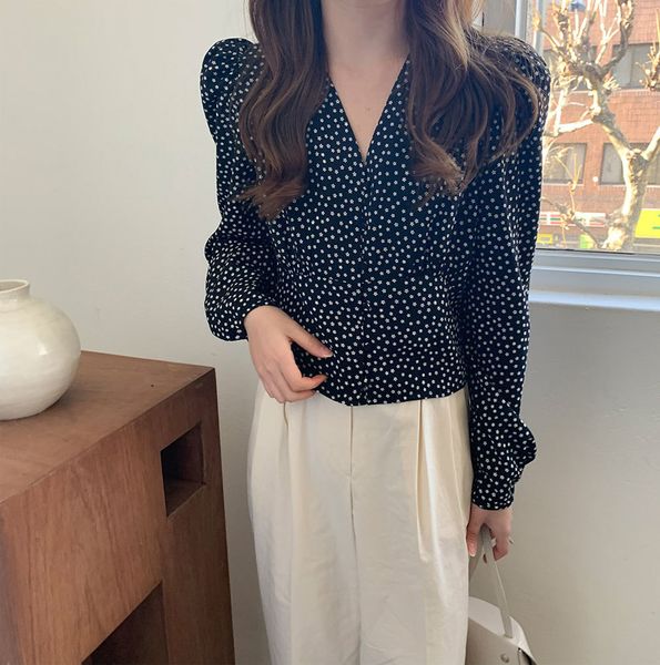 

women's hoodies & sweatshirts hzirip female blouse with a high waist, retro shirt for women, patterned v-neck, chiffon, vintage style,, Black