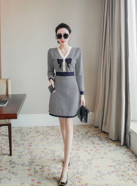 

custom chain bow solid stripe dress, White;black