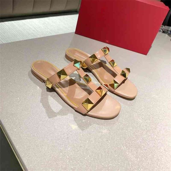 

70% off wholesale flip-flops luxury women slippers designer rivets shoes right genuine leather slipper flat sandals, Black