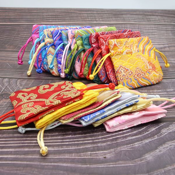 150 pcs mini cordão estilo chinês seda bolsas de brocado de seda boa sorte sacos de presente por atacado sachet cetim jóias embalagens 8x8cm