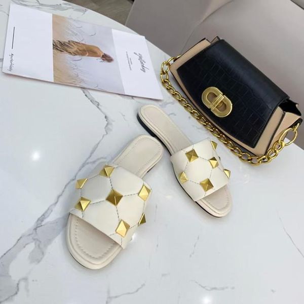

spring and summer 2021 wear riveted flat bottom plaid versatile slippers women's leather flat heel ysj, Black