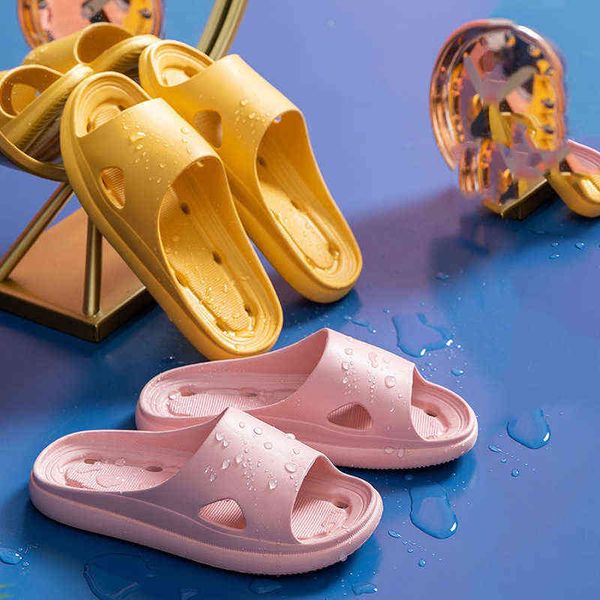 

2022 family bathroom slippers home indoor non-slip solid soft bottom slipper sandals women men slippers flat shoes y220307, Black