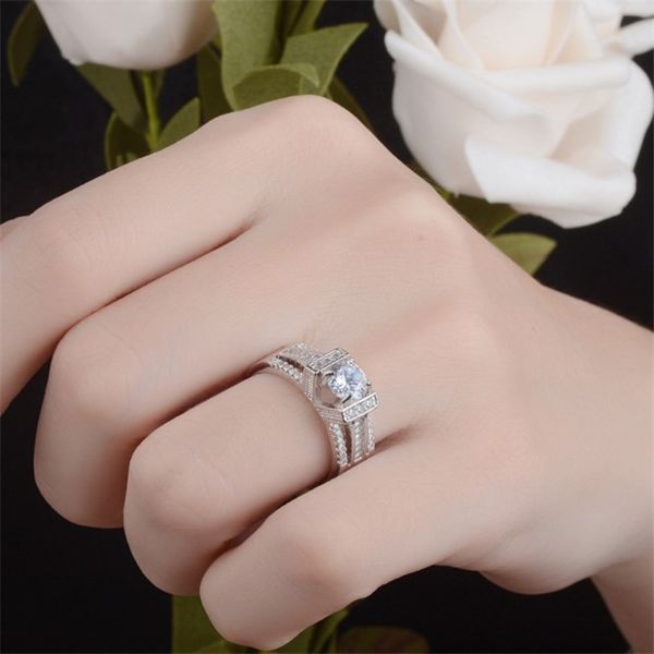 

european and american rings zircon women's fashion trend crown ring, Golden;silver