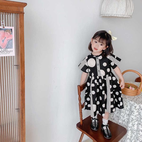 Kore tarzı bebek kızlar siyah beyaz nokta geometrik gevşek kısa kollu elbiseler 1-6 yıl çocuklar çocuk giyim yaz 210615