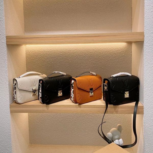 

genuine leather women handbag shoulder bag woman cross body fashion flower with date code serial number embossed patterns 25*18cm 01