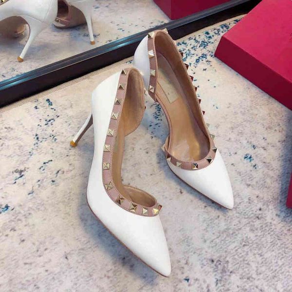 

designer shoes luxury fashion women patent leather high heel dress sandals flat platform pointy toe pumps party loafers rubber white black