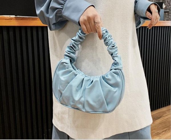 

2021 Summer Cloud Bag Soft Wrinkled Dumplings Messenger Luxury Handbags Women Designer Clutches Single Shoulder Cute pouch, Black;red