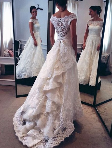 2021 Um vestidos de casamento em linha plus size vestidos de noiva Bateau Decote mangas compridas Lace Appliques Vestios de Novia