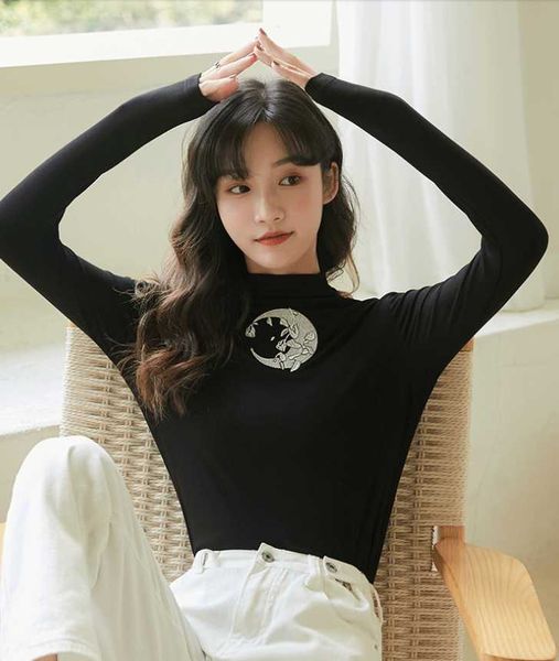 

women's t-shirt punk harajuku black fashion moon embroidery spring autumn female long sleeve gothic cool girl, White