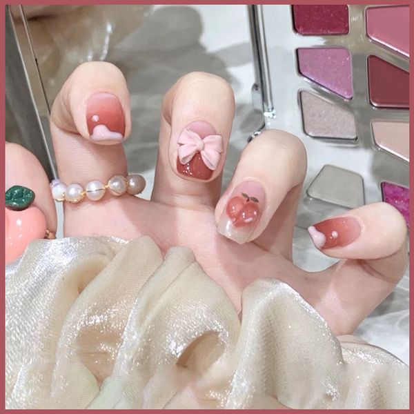 

wear removable fake nail piece finished product, Red;gold