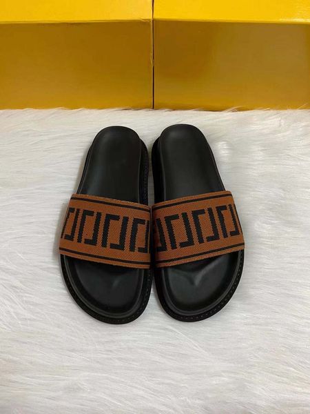 

2021 comfortable sandals designer casual slippers for men and women, slide sandals for summer, with packaging, Black