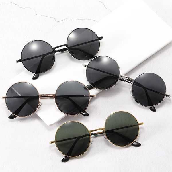 

sunglasses 4color lens men women fashion decoration round sun glasses for four seasons metal frame lunette de soleil femme gift, White;black