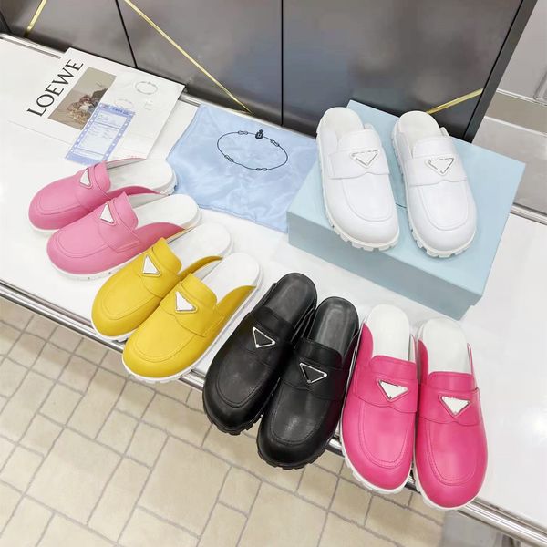 

2022 spring summer lastest designer slippers pure color leather round toes slip on thick soled leisure shoes scuffs outdoor beach women slid, Black