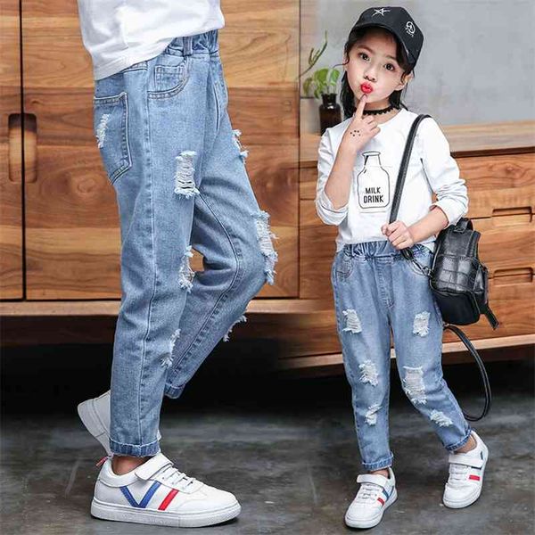 Jeans bambina in cotone con buco pantaloni moda autunno pantaloni azzurri adolescenti scuola ragazze abbigliamento jeans strappati per bambini 210317