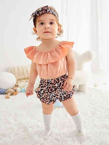 

baby ruffle trim & leopard print bow shorts & headband she, White