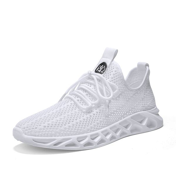 

2021 fashion mens running shoes black white luxurys designers men sports sneakers trainers outdoor jogging walking