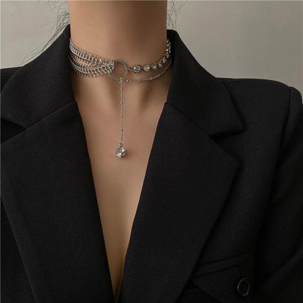 Collane con ciondolo Flashbuy Design Fishbone Crystal Chain Collana girocollo da donna color argento punk