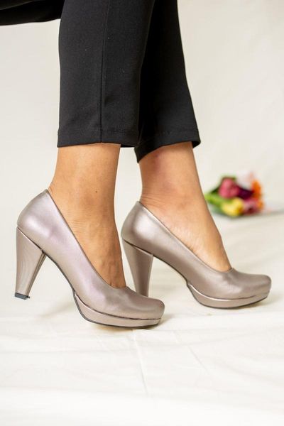 

dress shoes single platform heels, Black