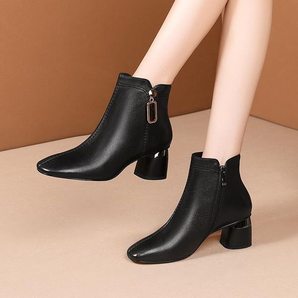 

boots autumn and winter 6cm korean version high-heeled ankle boot woman plus velvet short women metal decoration, Black