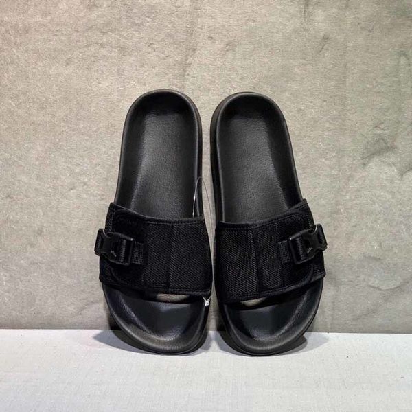 

men and women slippers sandals designer design slippery summer fashion comfortable personality outdoor beach wide flat flip zlh, Black