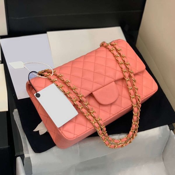 

designer luxury2020 new style the leather uses steel hardware fittings it can accommodate a variety of everyday items improve your personal