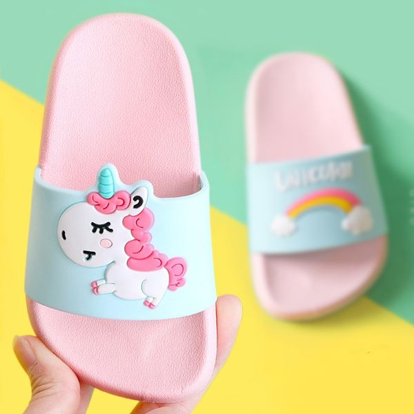 Chinelos Summer suihyung arco-íris unicórnio para meninos meninas crianças sapatos de praia bebê toddler macio crianças interiores sandálias