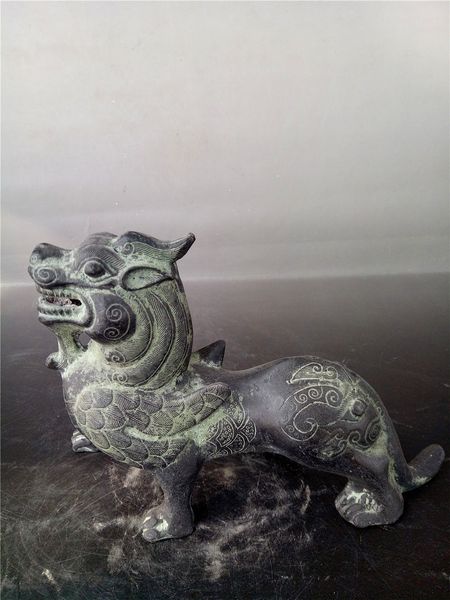 

chinas old bronze ware mythical animals statue, Brown