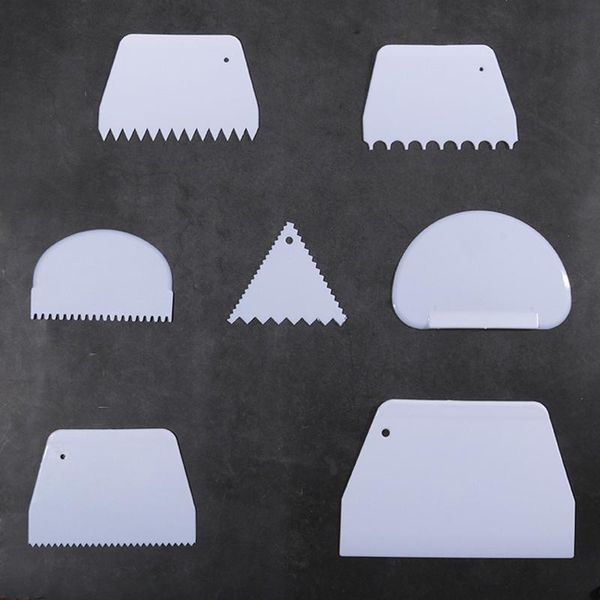 

dough cake cutter slicer spatula for cream intestine flour scraper irregular teeth edge diy kitchen plastic tools baking & pastry