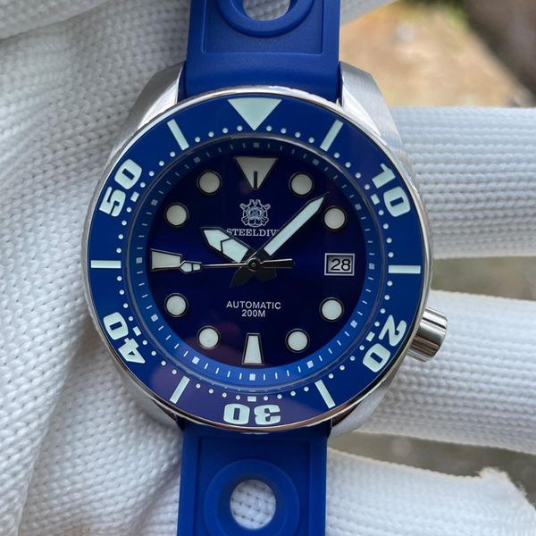 

wristwatches sd1971 arrival 2021 steeldive brand men wristwatch ceramic bezel sapphire glass blue luminous nh35 automatic dive watch, Slivery;brown