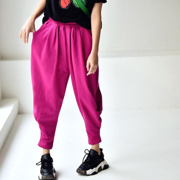 

korean version is relaxed and comfortable climbing-inspired cut nine cropped knickerbockers women's pants & capris, Black;white