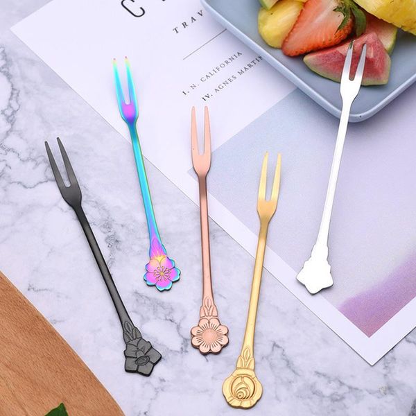 

forks steel flower-shaped deceased dessert fruit cake with small fork