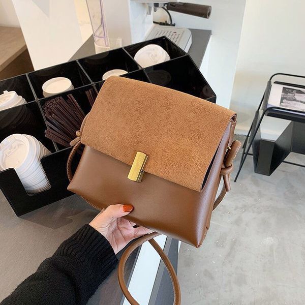 

classic flowernet red retro small bag women's 2020 autumn and winter new fashion popular messenger bag versatile texture small square b