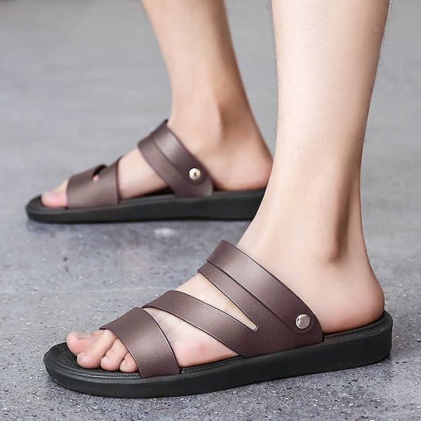 

men's 2020 summer casual flip flops wear thick soft soled beach sandals men's shoes, Black