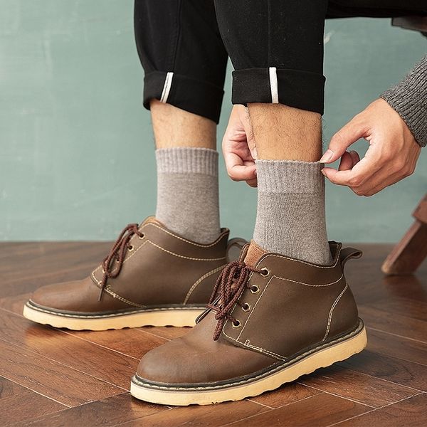 

whh men's plucking autumn cotton and and wintersolid color tube casual cotton socks thick men's socks warm hips, Black