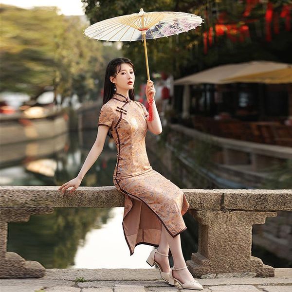 

old shanghai 2021 spring and summer retro improved small wide side long eight-button cheongsam chinese dress traditional ethnic clothing, Red
