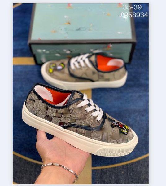 

2021 two types womens casual shoes outdoor luxury designers canvas sneaker fashion platform flat breathable trainers sneakers, Black