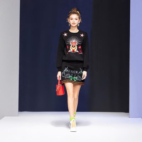 

spring autumn women's embroidery print round neck mini casual half skirt black space wadding fashion two piece set tracksuits, Gray