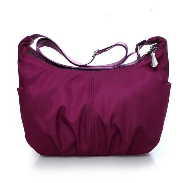 

hbp non-brand q korean version waterproof nylon shoulder fashion leisure large capacity women's messenger bag sport.001