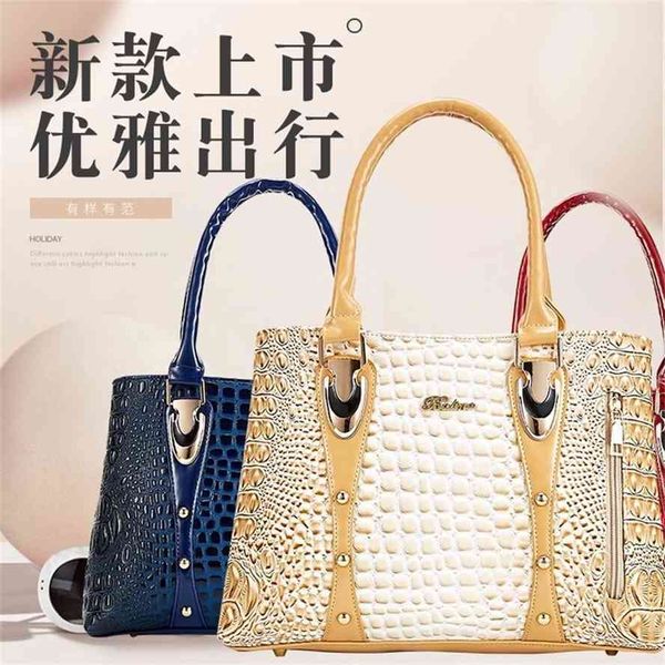 

women's 2020 new snake pattern portable simple atmosphere single shoulder fashion versatile bag