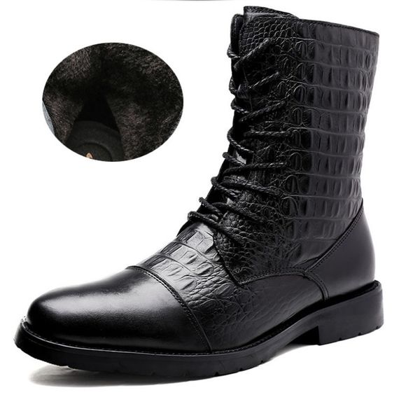 Botas de moda Men's Casual Sapatos Soft Genuine Leather andando dirigindo Reino Unido Estilo Confortável Cidade Escritório Diário Boot Homens Sneakers