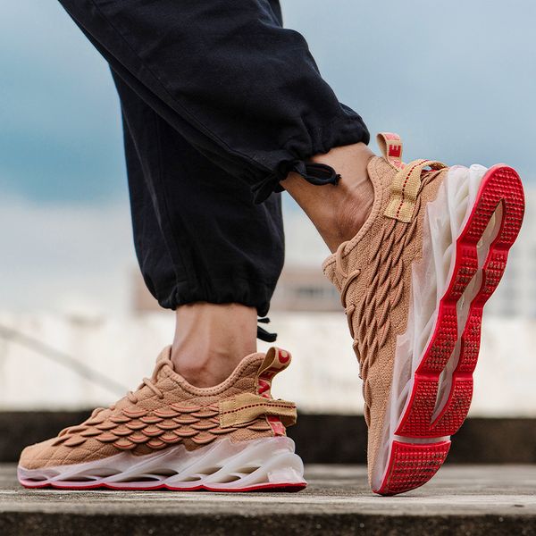 

2021 summer casual sports new flying mesh face fashion men's running shoes, Black